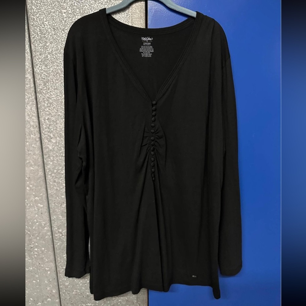 Women’s Mossimo Black Long Sleeve Top